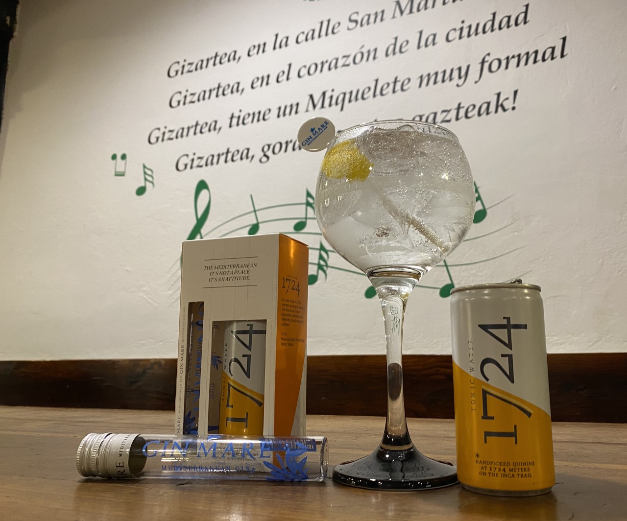 Gin Mare+Tónica 1724, combinado Premium a 2.95 ¤